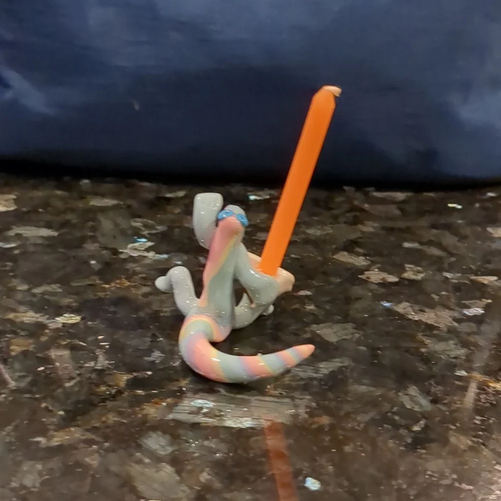 Birthday cake candle holder